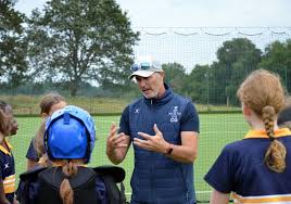 Great coaching for junior hockey players